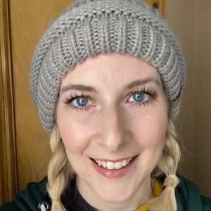 Meet your Posher, Hannah